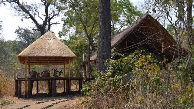 Bua River Lodge